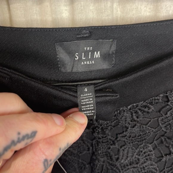 NWT- WHITE HOUSE BLACK HIGH RISE MARKET BLACK SLIM ANKLE LACE SLACKS SIZE 4R - Picture 7 of 10